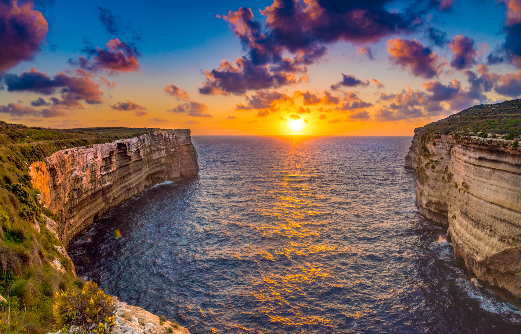 MALTESE ISLANDS SET TO RING IN THE NEW YEAR WITH CLOUDY WEATHER AND ABOVE-AVERAGE TEMPERATURES